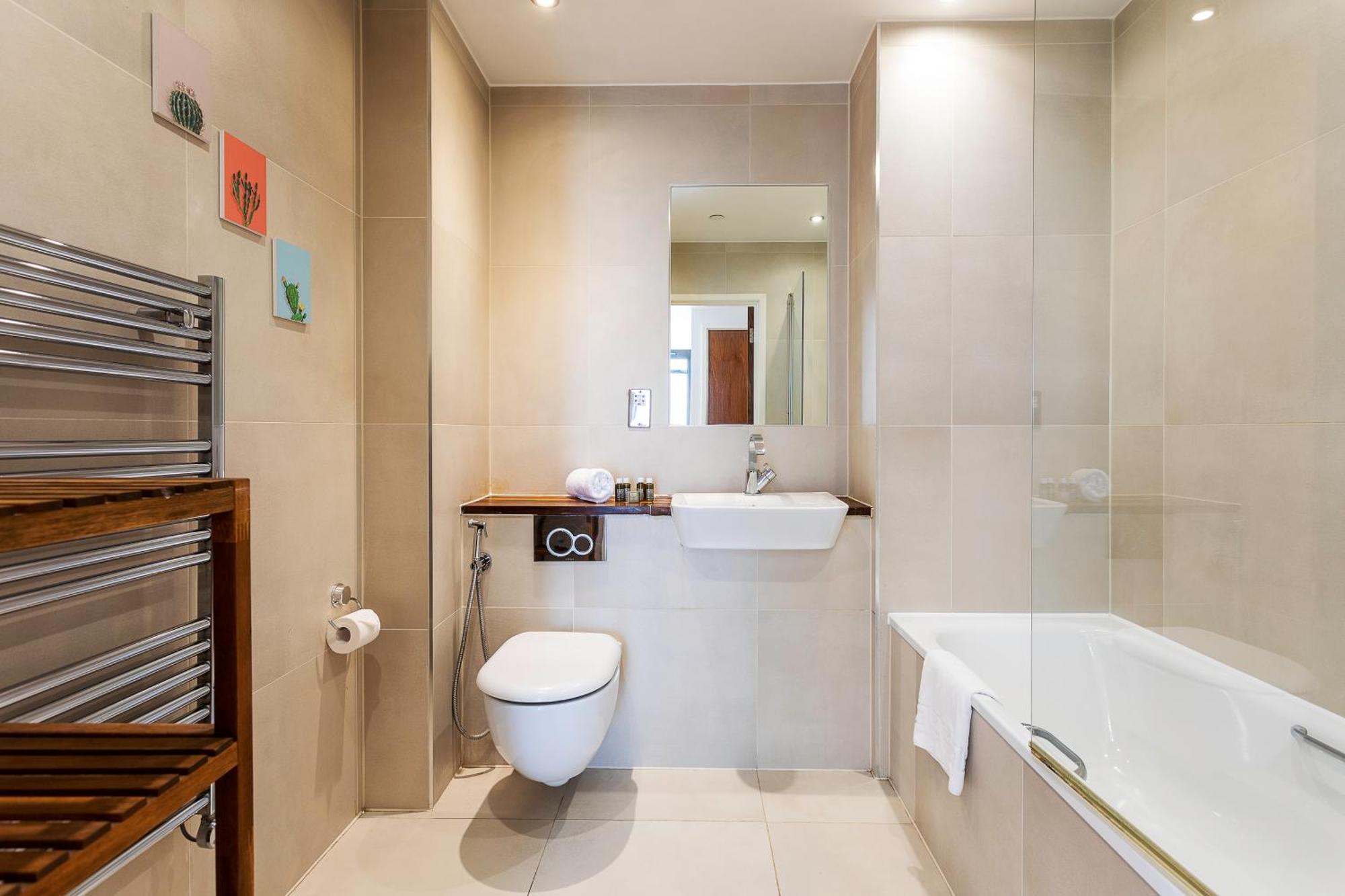 Serene Cityscape - 2Br Luxury Westminster Apartment Лондон Экстерьер фото