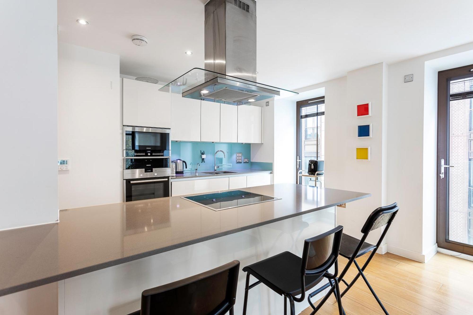 Serene Cityscape - 2Br Luxury Westminster Apartment Лондон Экстерьер фото