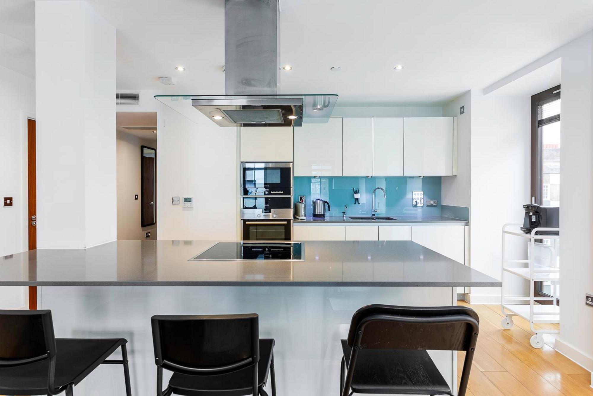 Serene Cityscape - 2Br Luxury Westminster Apartment Лондон Экстерьер фото